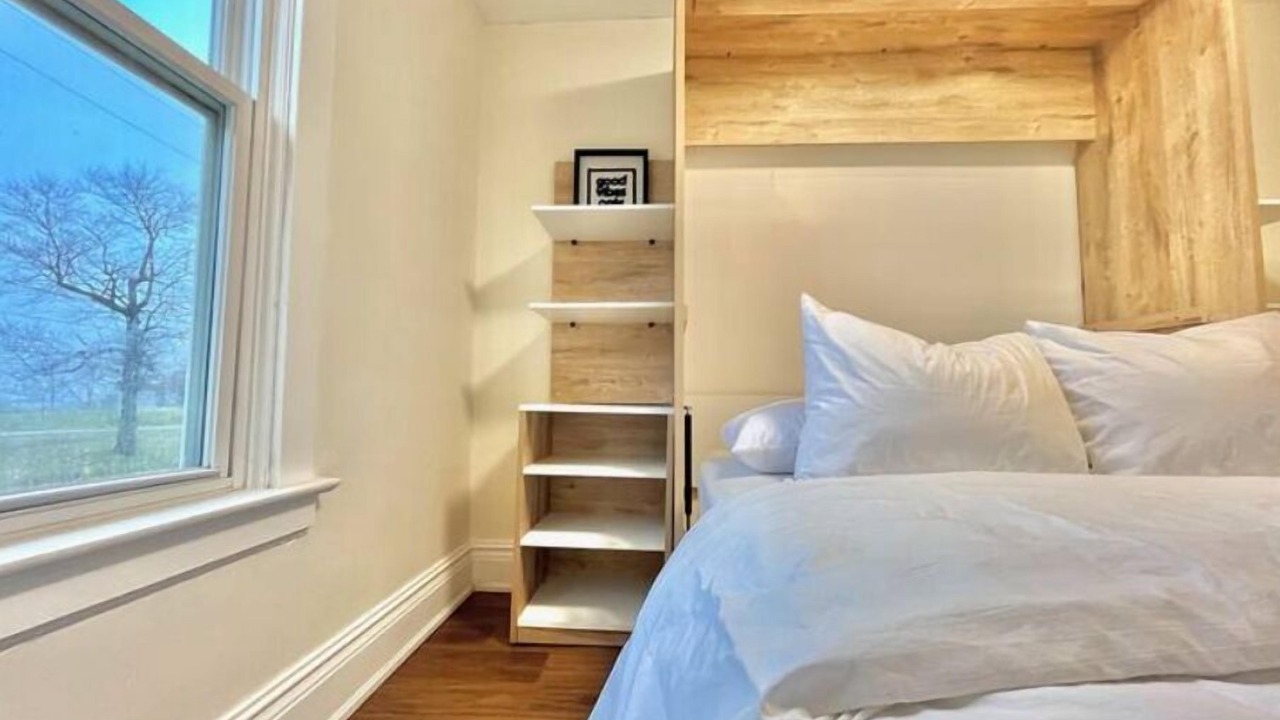 Photo of Bedroom in Sarnia