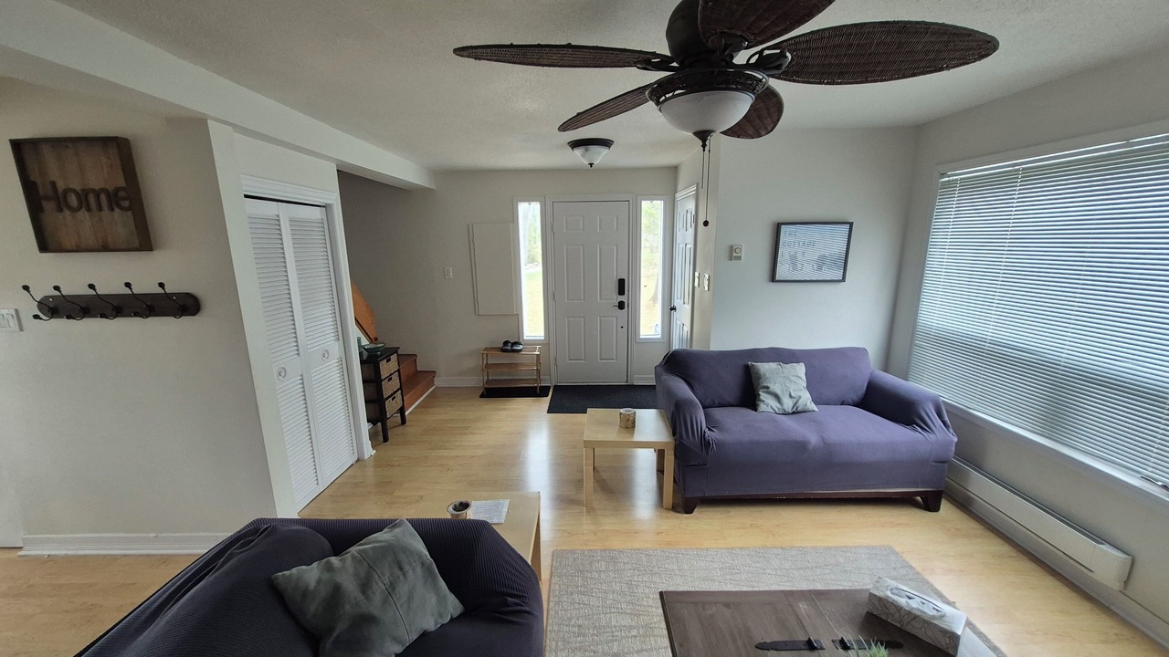 Photo of Livingroom in Ramara