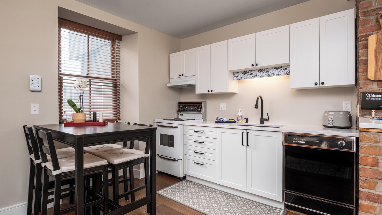 Photo of Kitchen in Inner Harbour