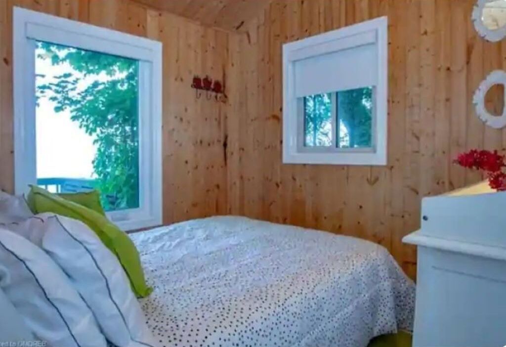 Photo of Bedroom in Hamilton