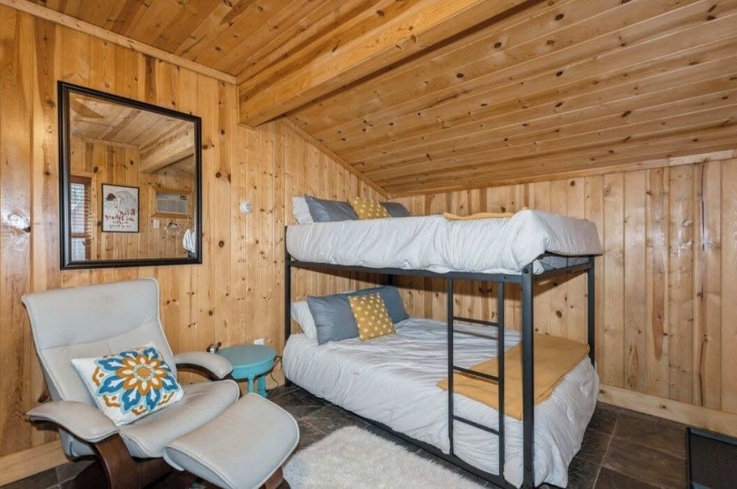 Photo of Bedroom in Onamia