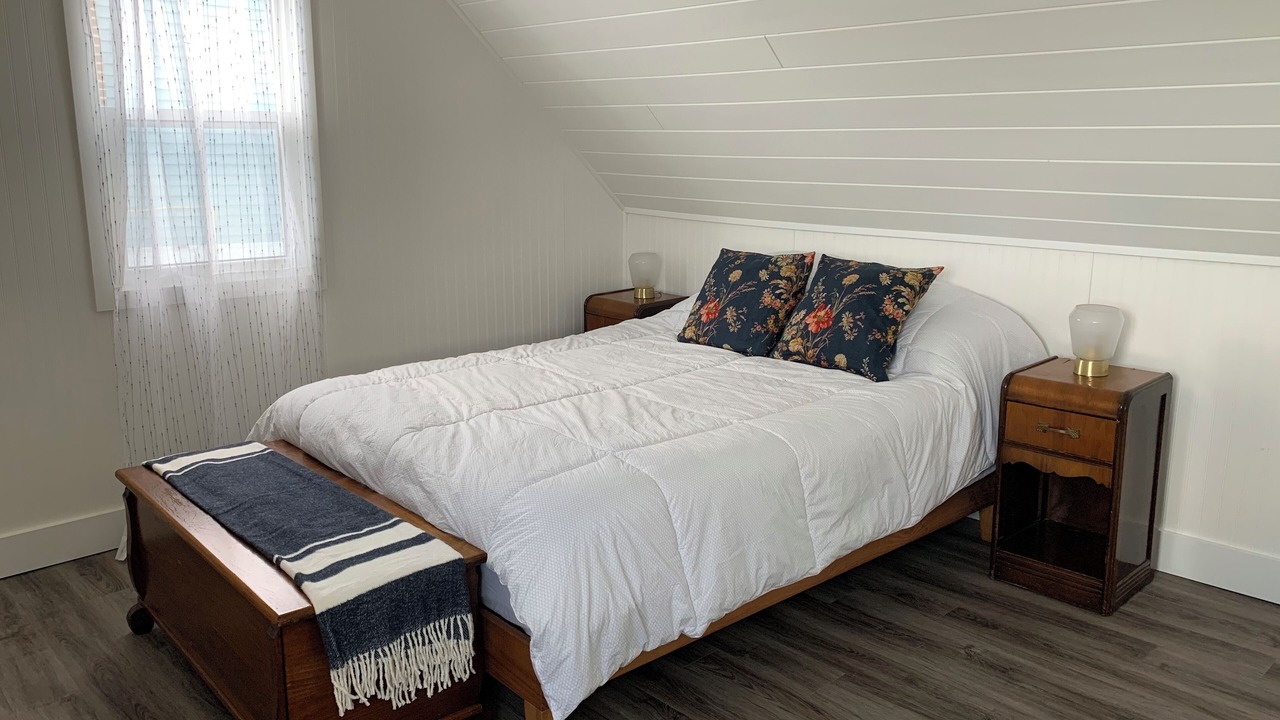 Photo of Bedroom in Meaford