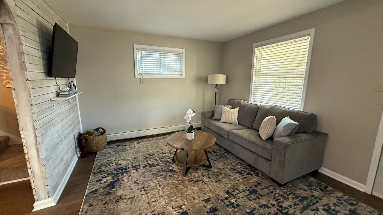 Photo of Livingroom in Virginia
