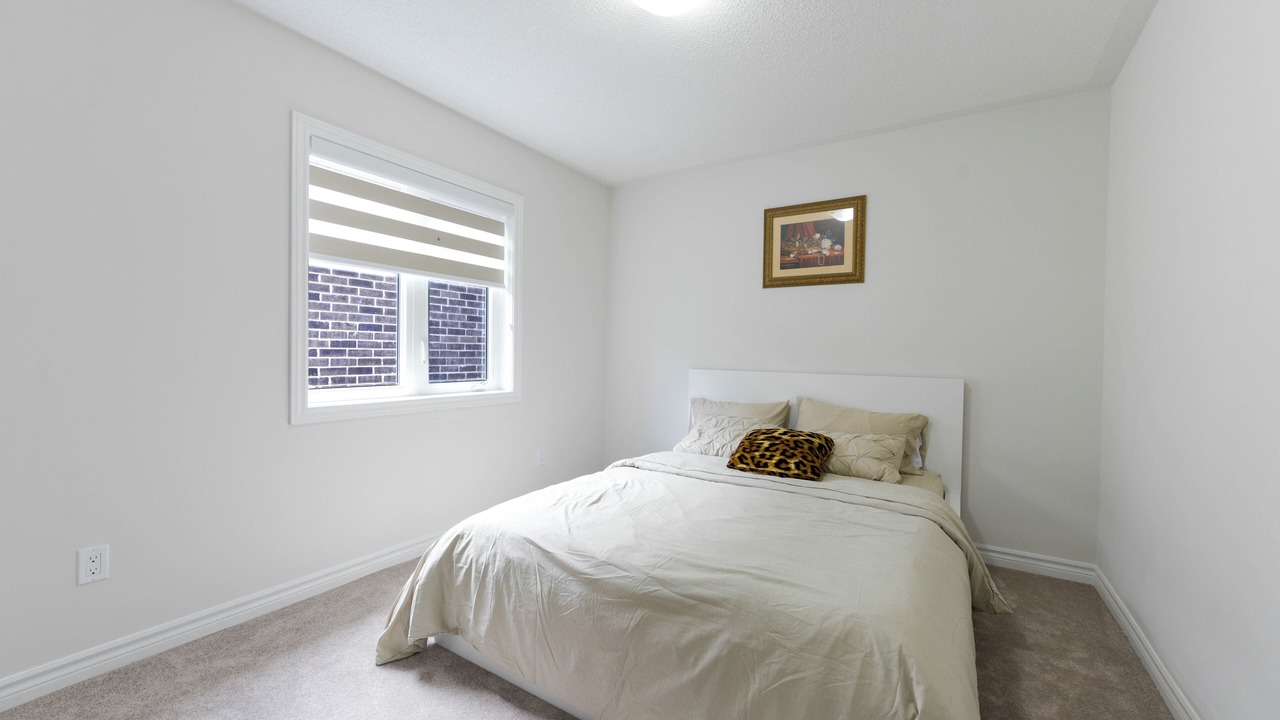 Photo of Bedroom in Thorold