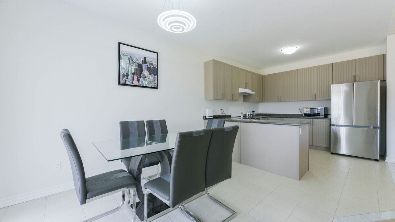 Photo of Kitchen in Thorold