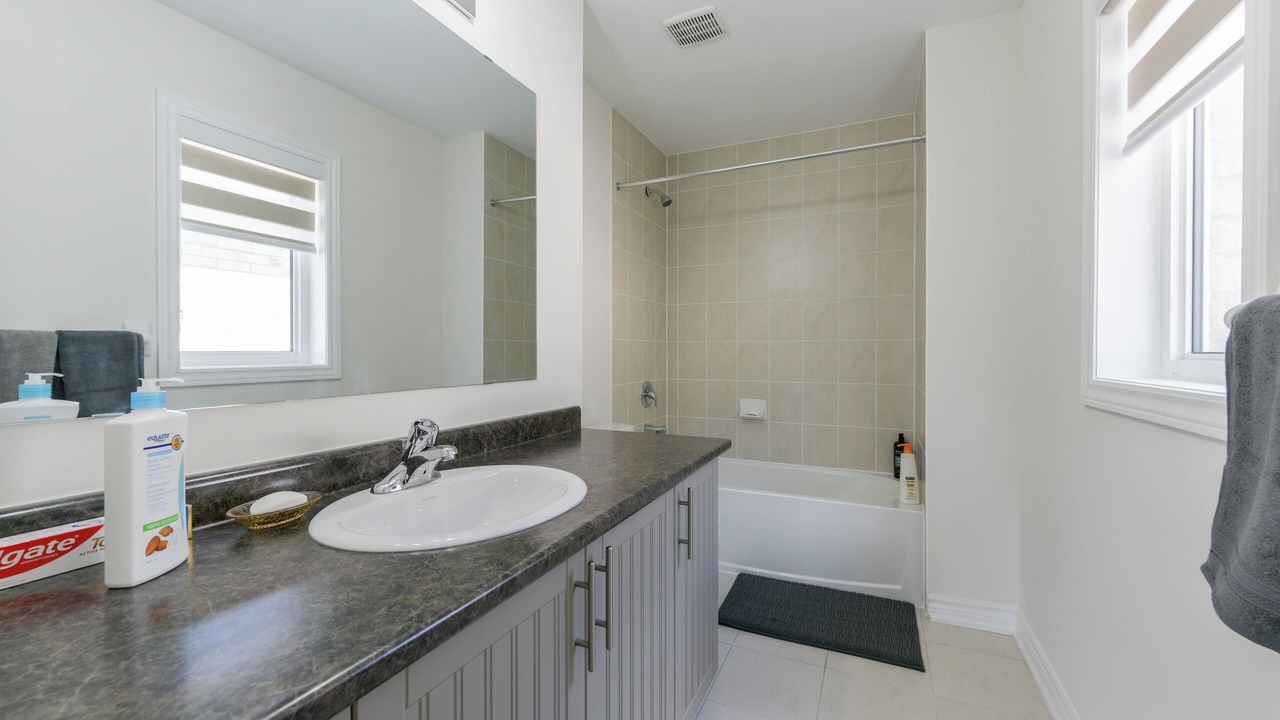 Photo of Bathroom in Thorold