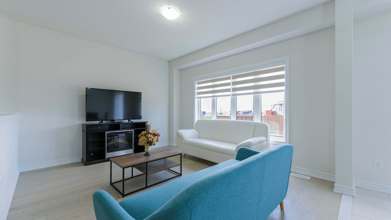 Photo of Livingroom in Thorold