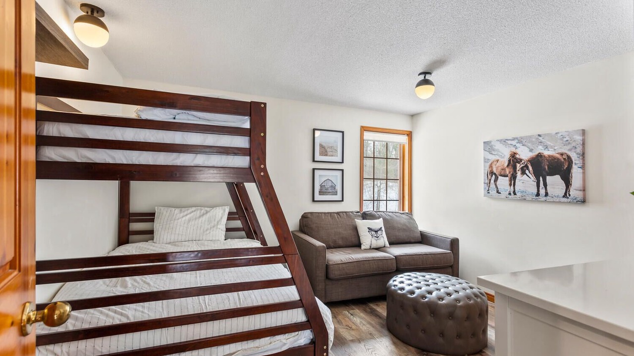 Photo of Bedroom in Port Franks