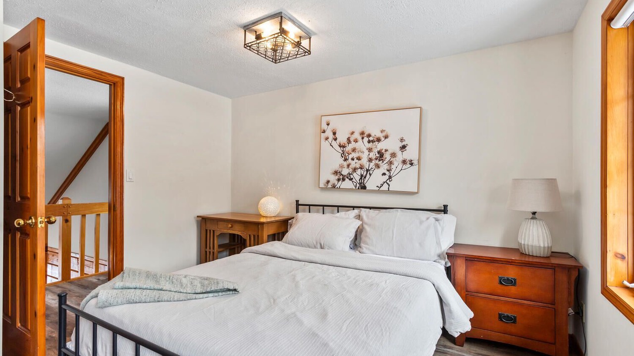 Photo of Bedroom in Port Franks