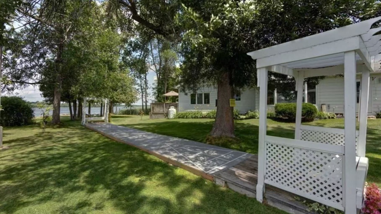 Photo of Outdoor in Lakefield