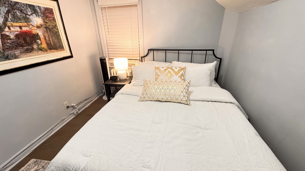 Photo of Bedroom in Port Credit