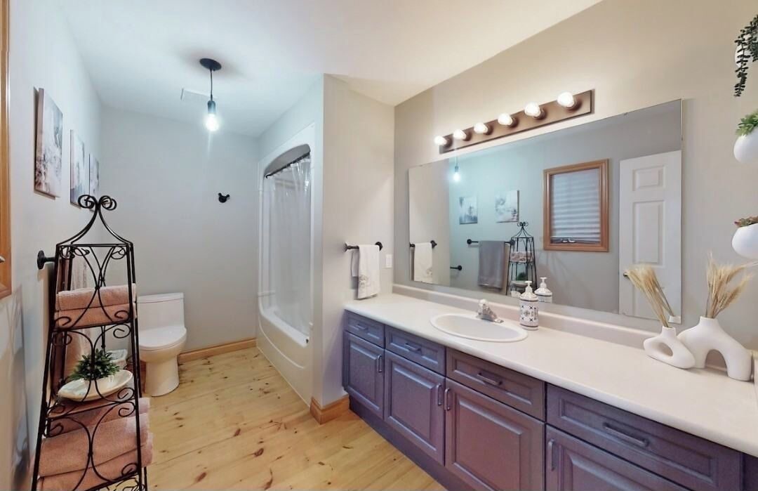 Photo of Bathroom in Tiny