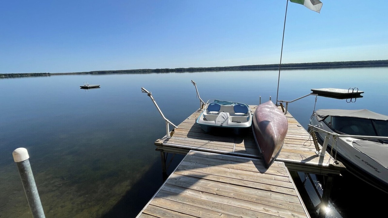 Photo of Others in Head Lake
