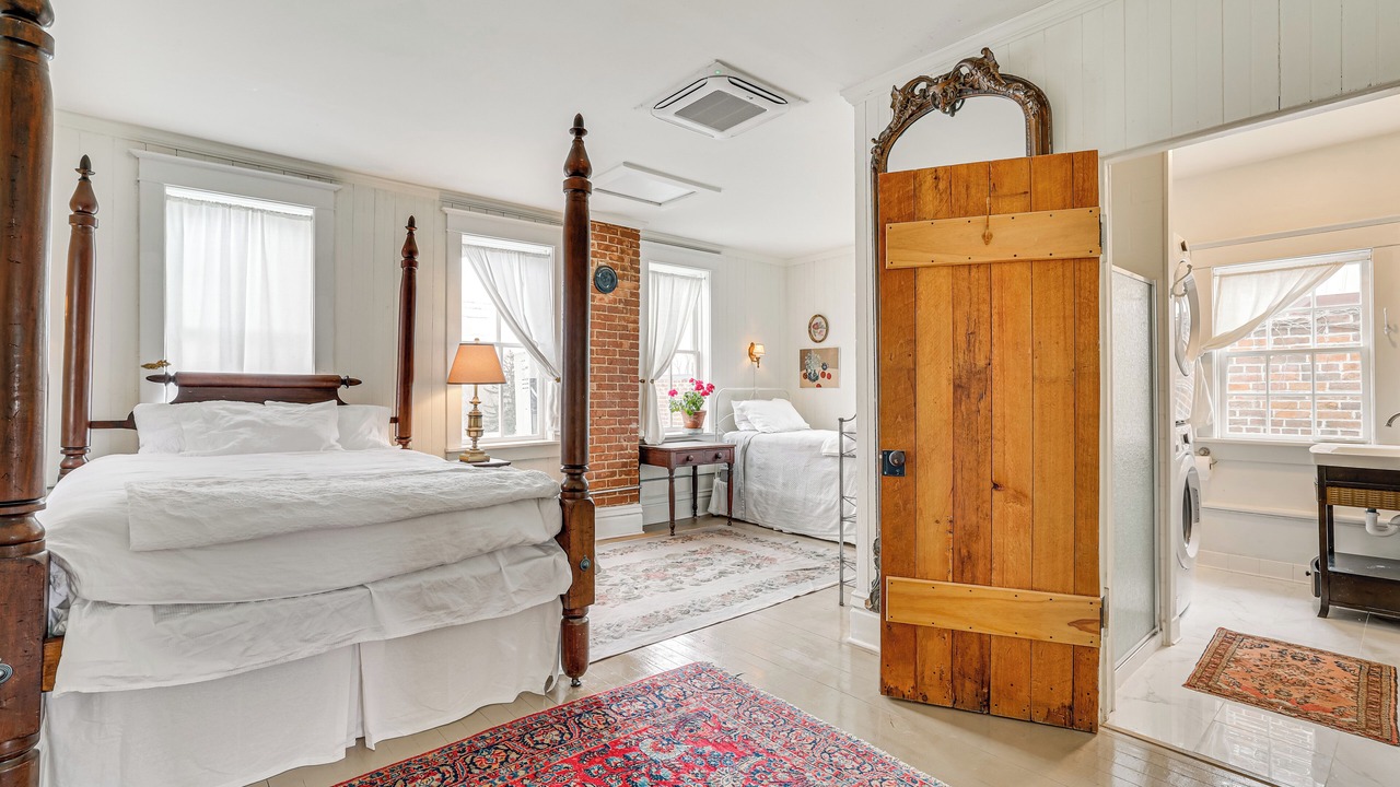 Photo of Bedroom in Spring Grove