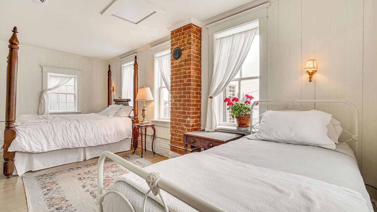 Photo of Bedroom in Spring Grove