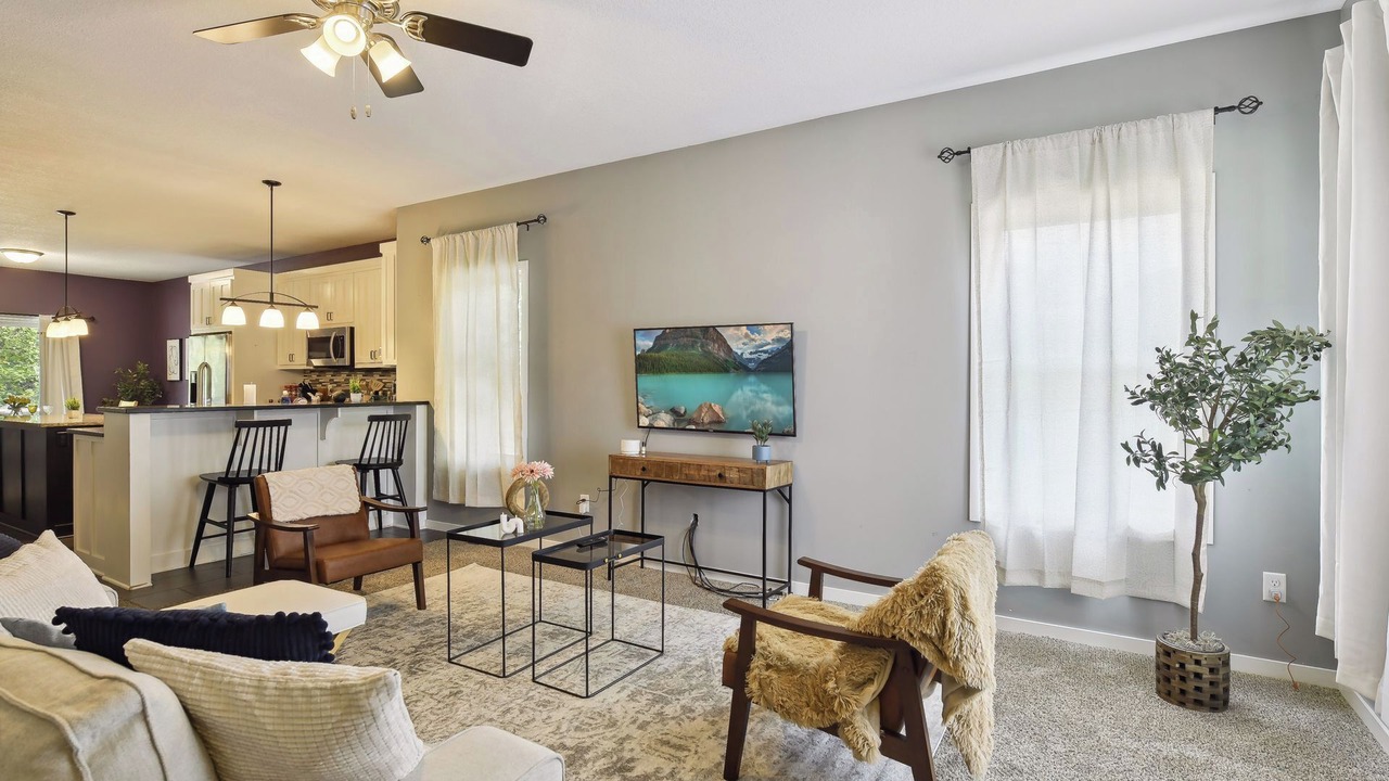 Photo of Livingroom in Richfield