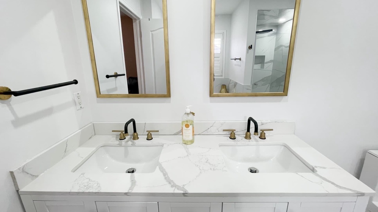 Photo of Bathroom in Churchill Meadows
