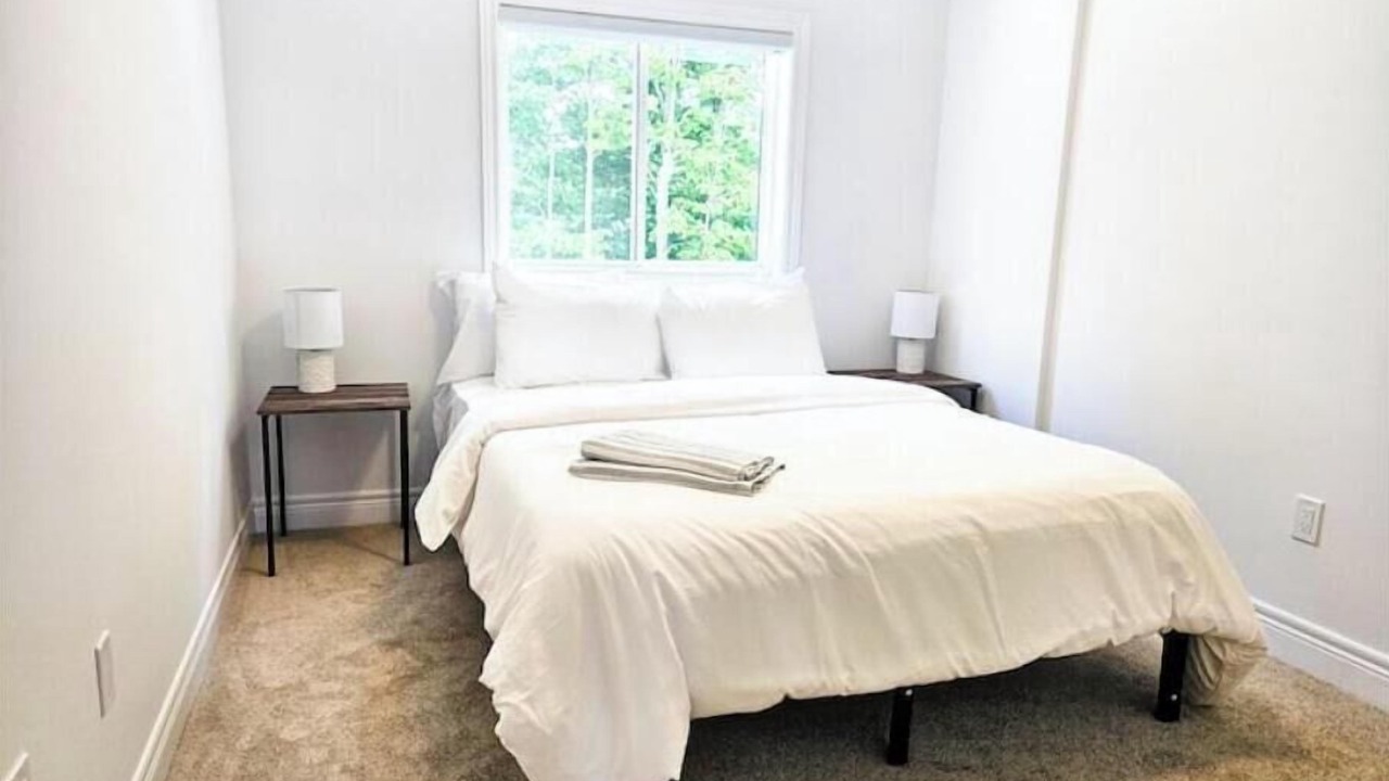 Photo of Bedroom in Gravenhurst