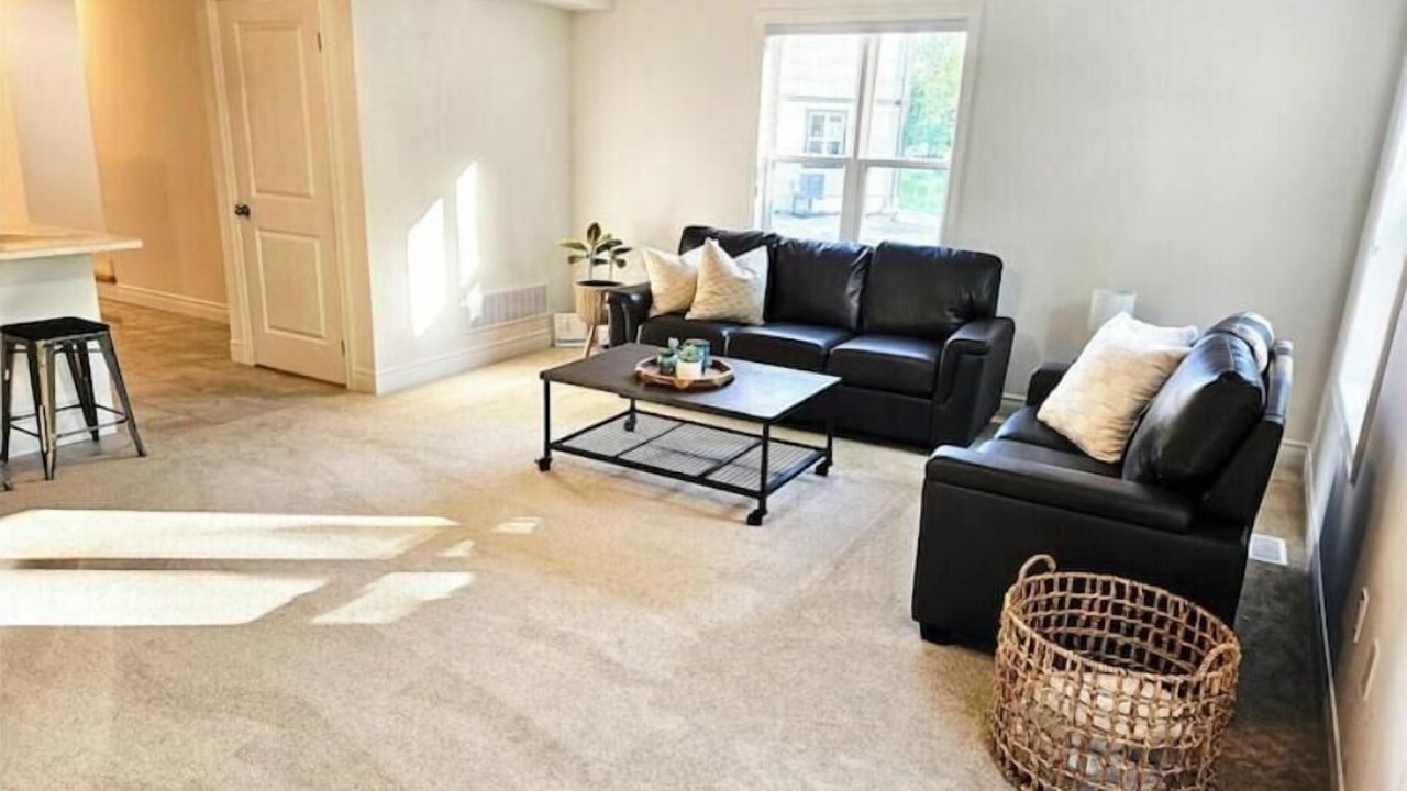 Photo of Livingroom in Gravenhurst