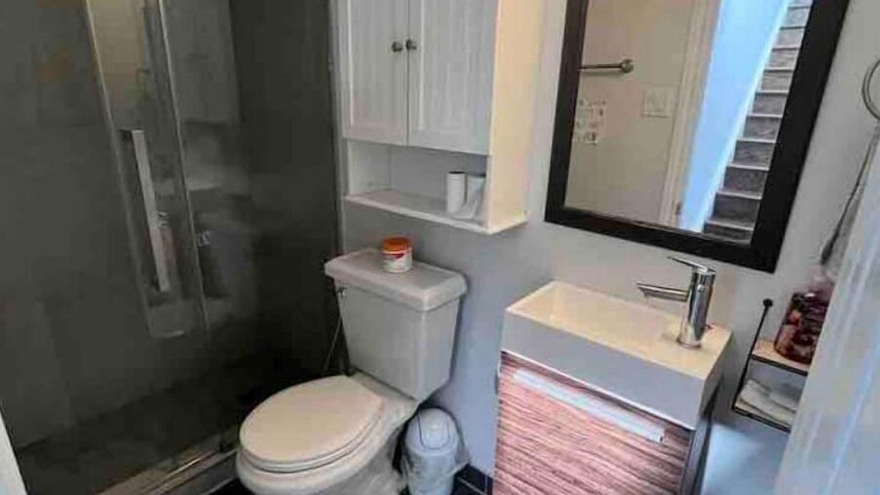 Photo of Bathroom in Clarkson-Lorne Park
