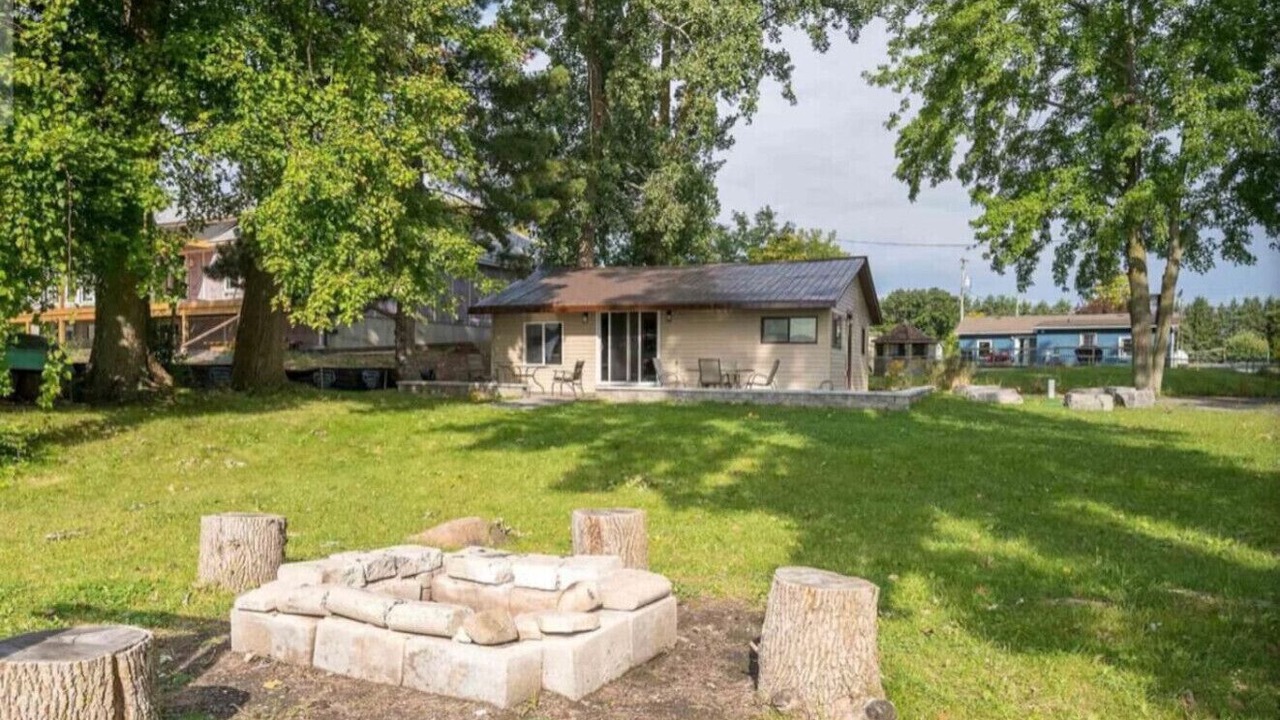 Photo of Patio Balcony in Greater Napanee