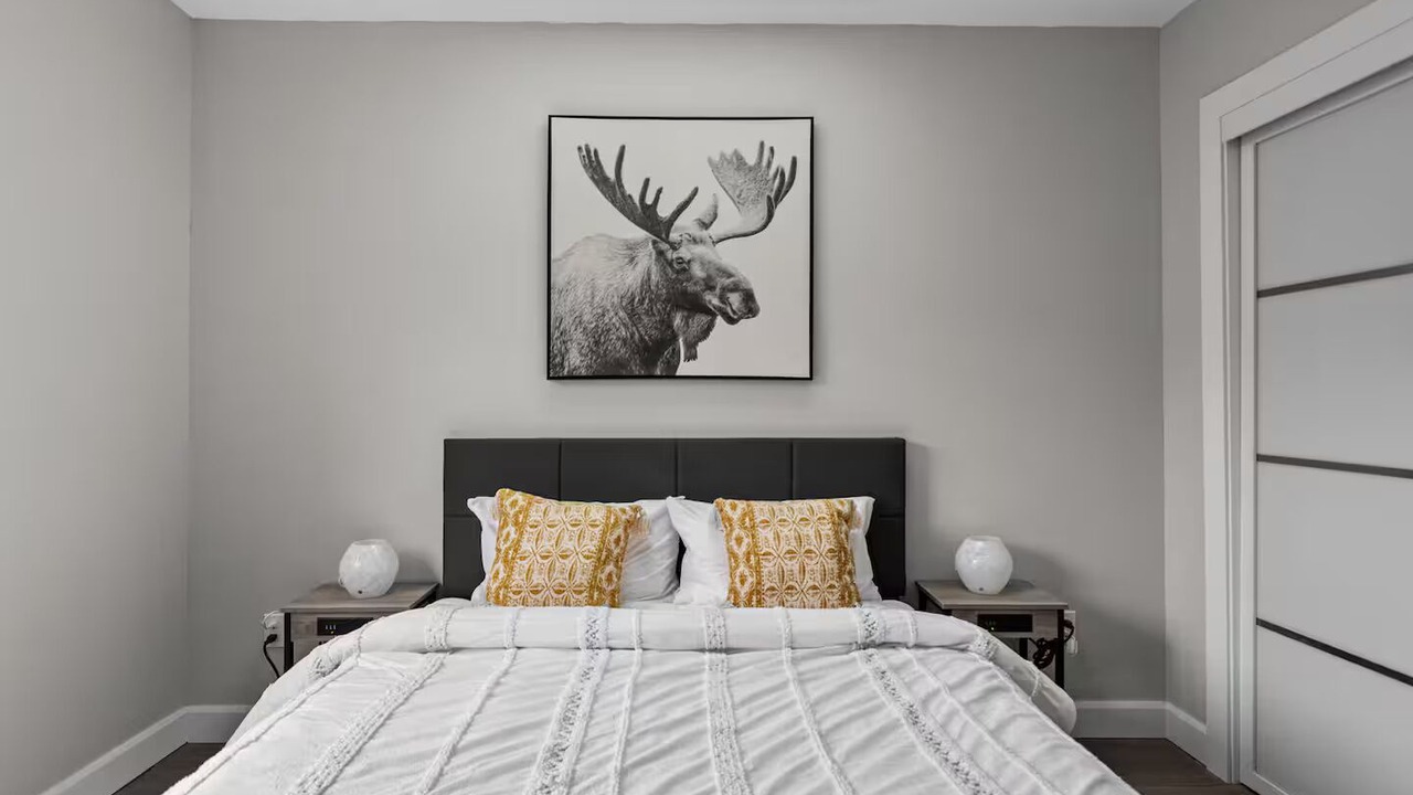 Photo of Bedroom in Whitney