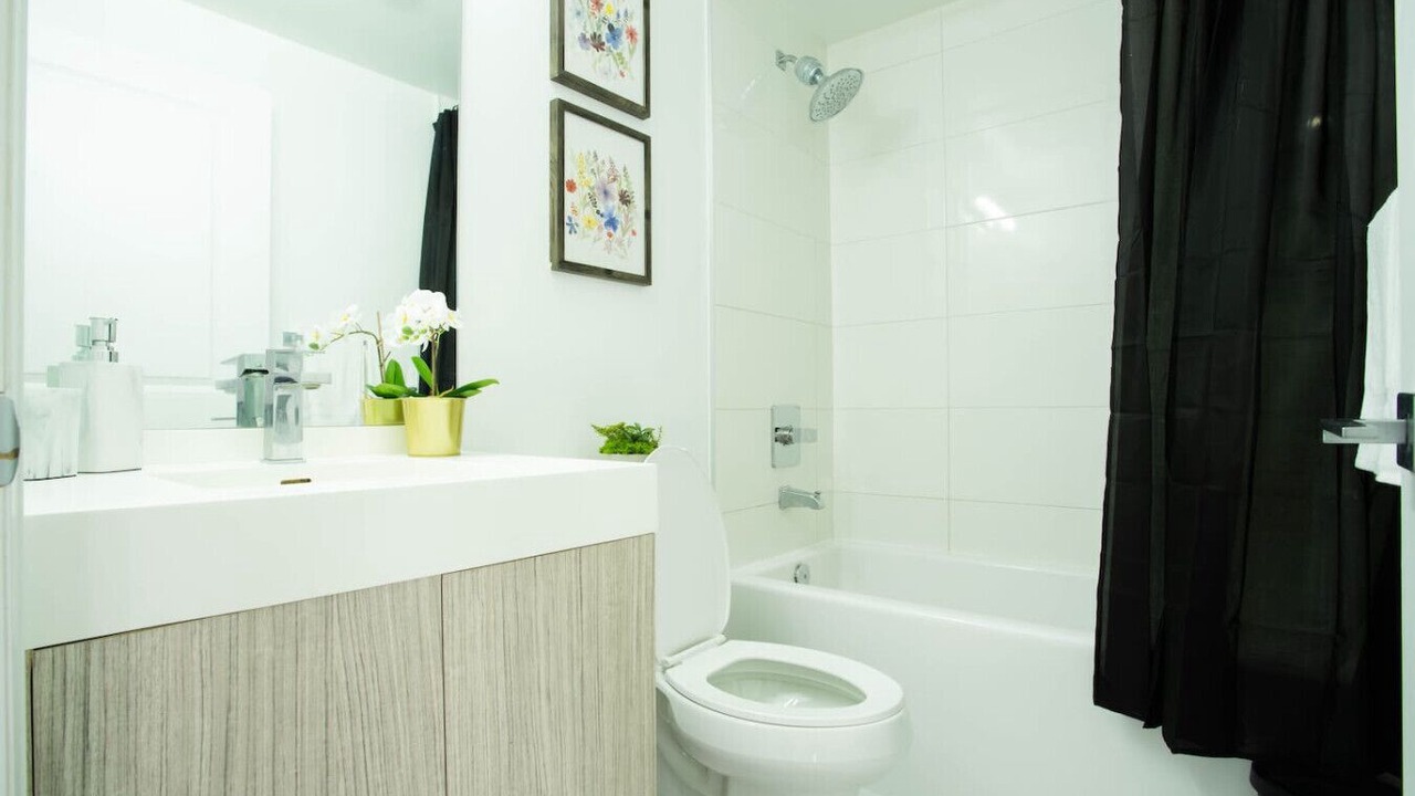 Photo of Bathroom in Garden District