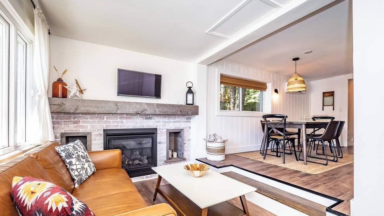 Photo of Livingroom in Huntsville