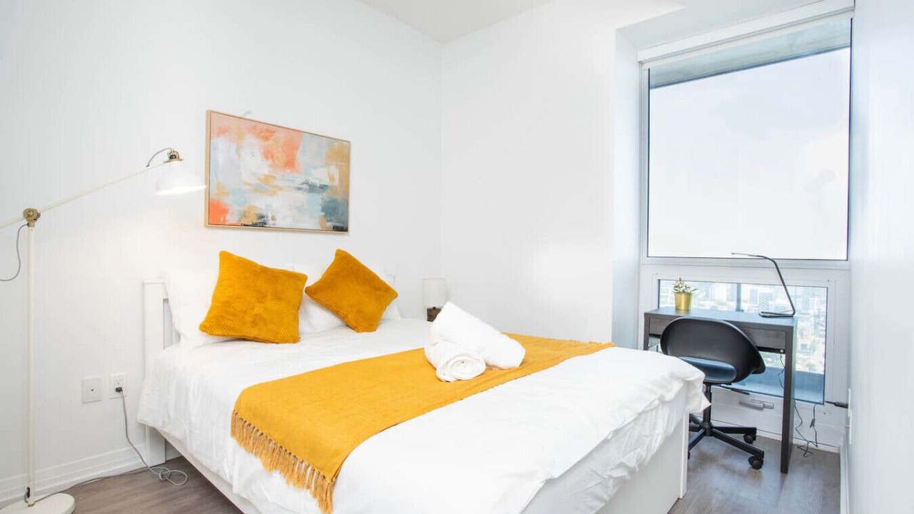 Photo of Bedroom in Garden District