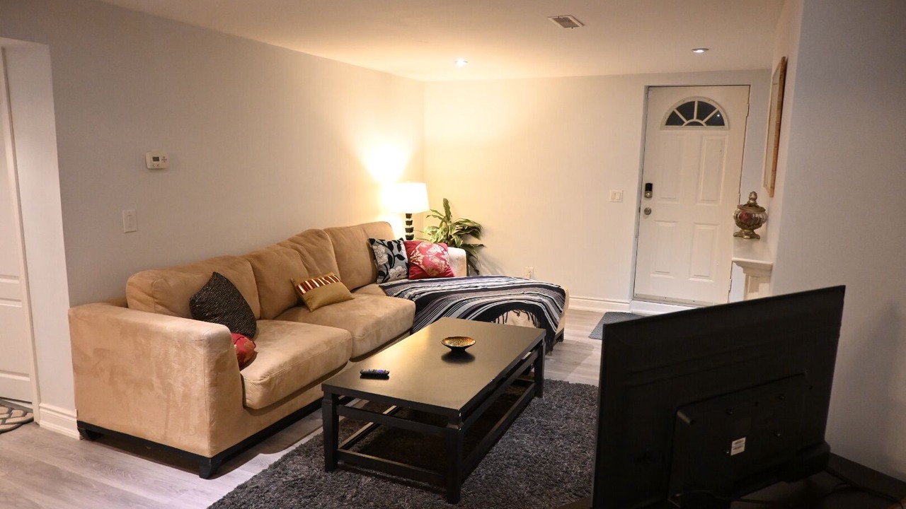 Photo of Livingroom in Meadowvale Village