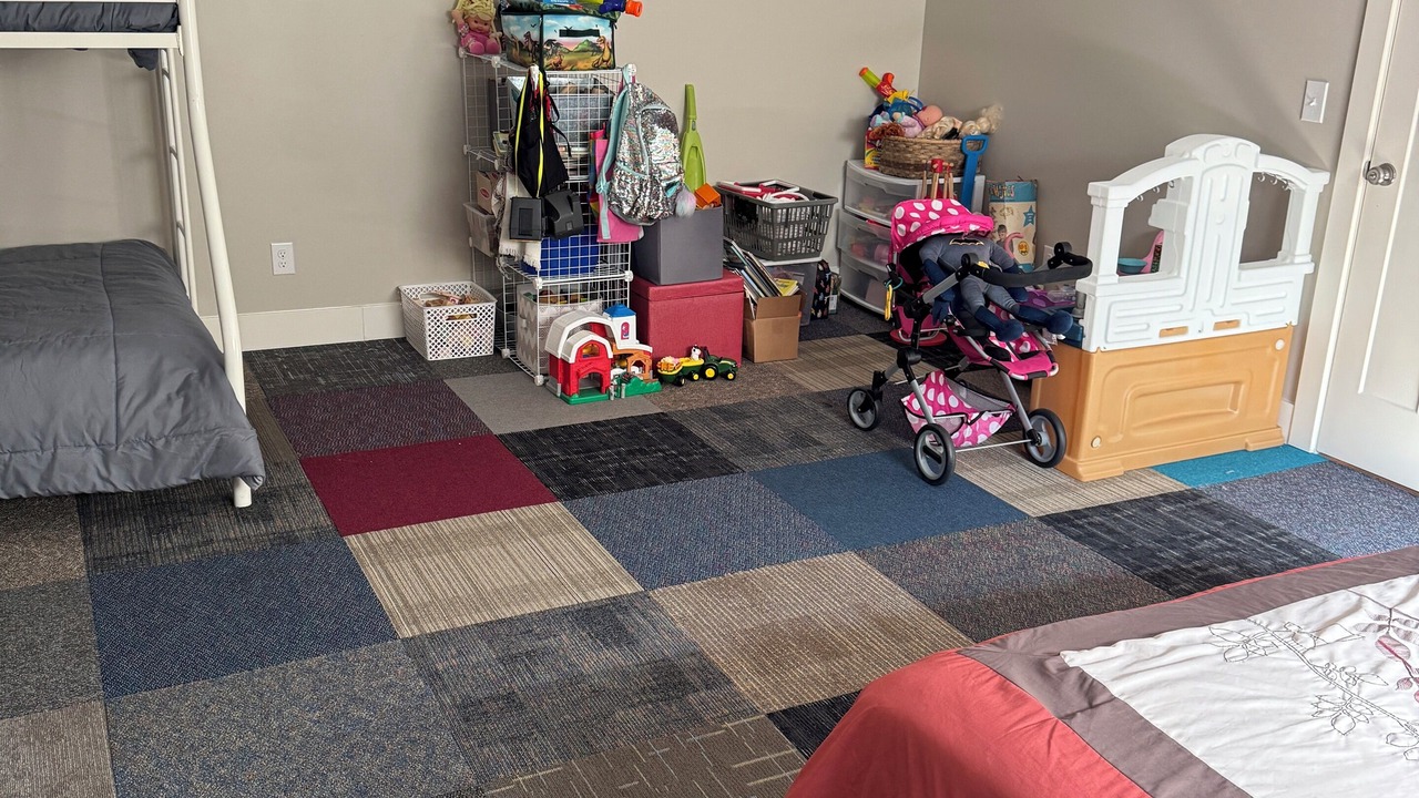 Photo of Bedroom in Lakeville
