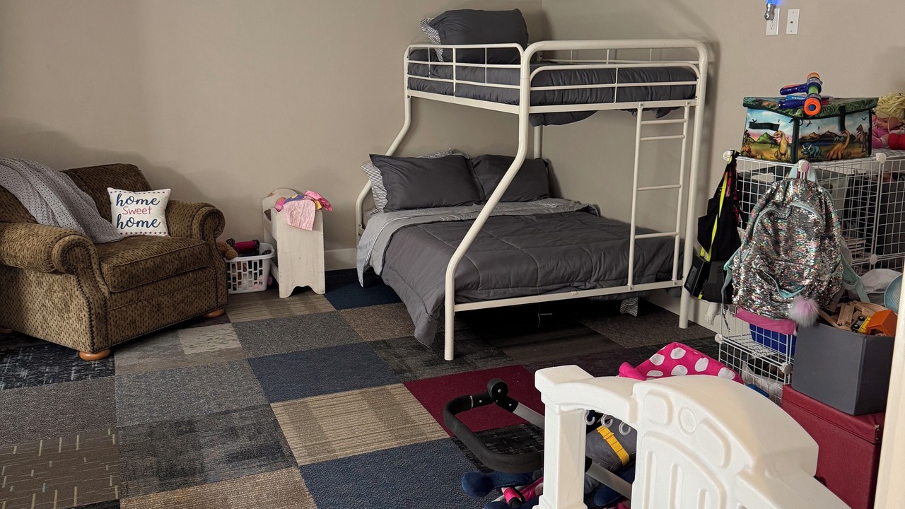 Photo of Bedroom in Lakeville
