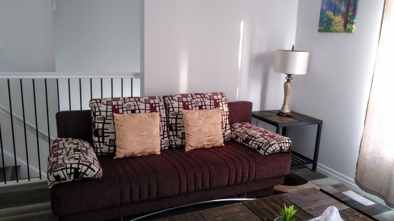 Photo of Livingroom in Strathroy