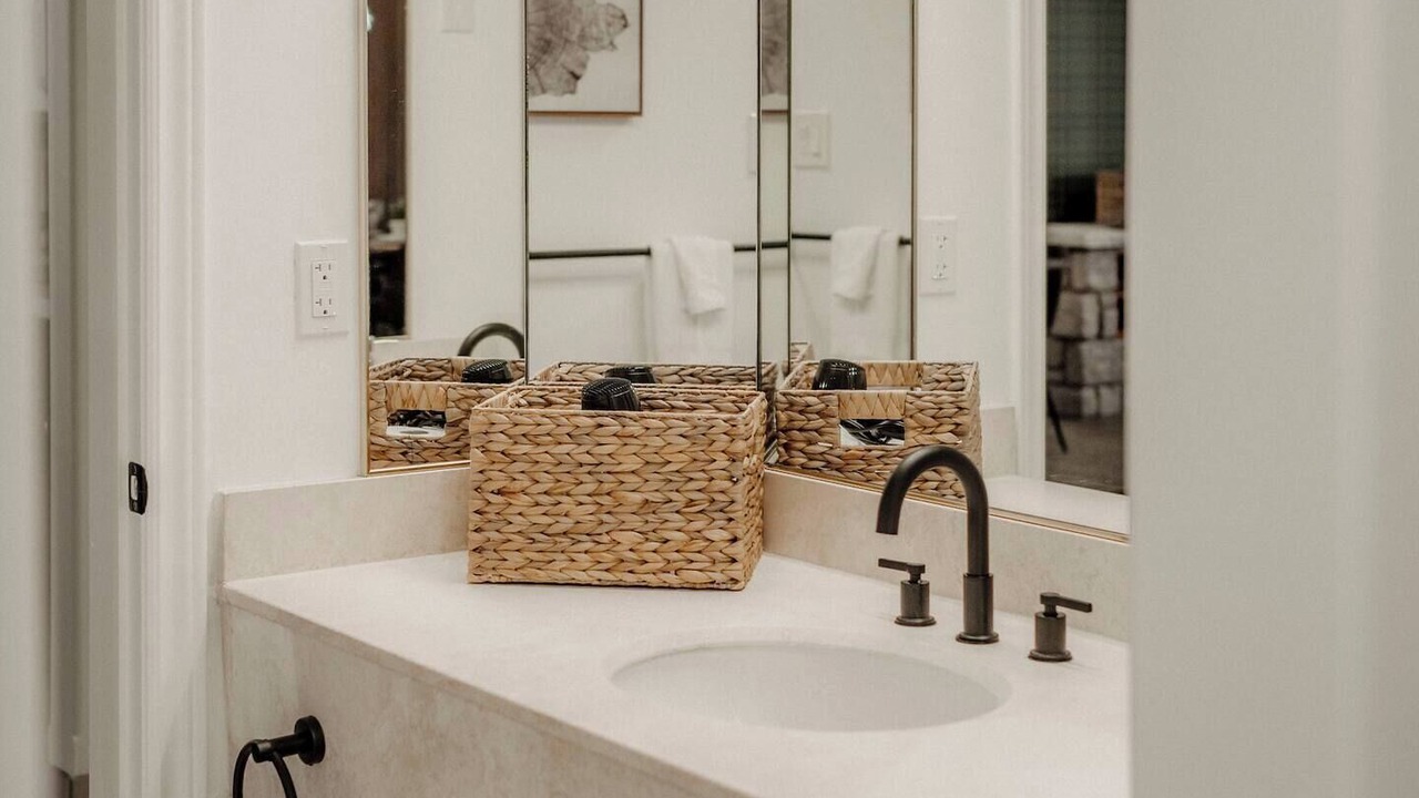 Photo of Bathroom in Oro-Medonte