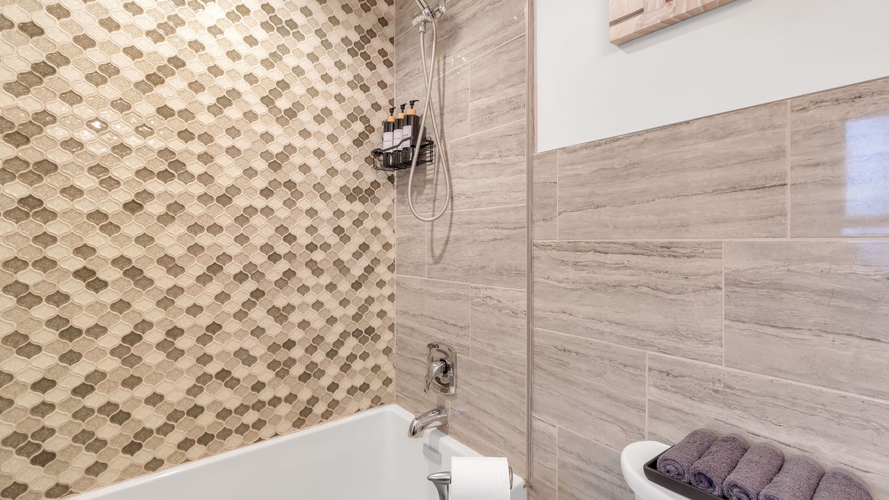 Photo of Bathroom in Lakeshore