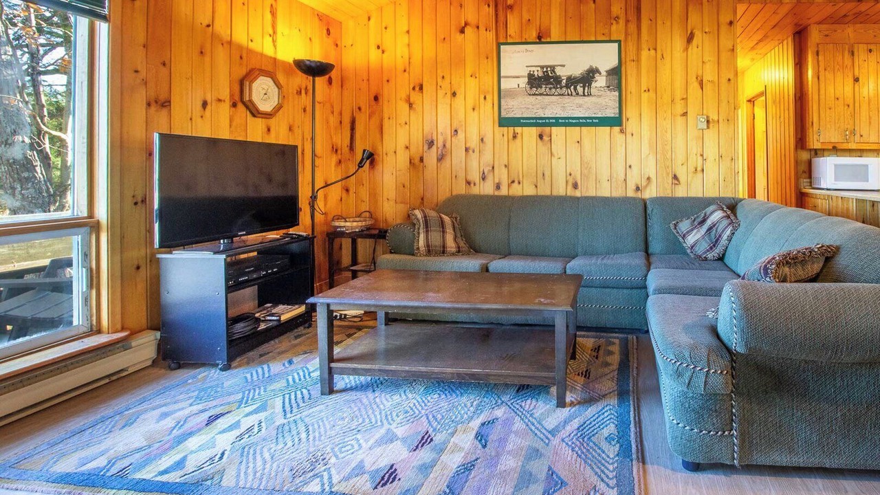 Photo of Livingroom in Trent Lakes