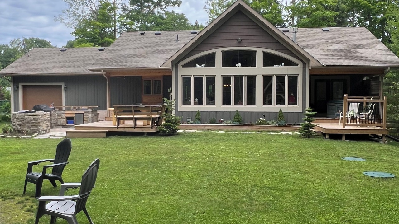 Photo of Outdoor in Tiny