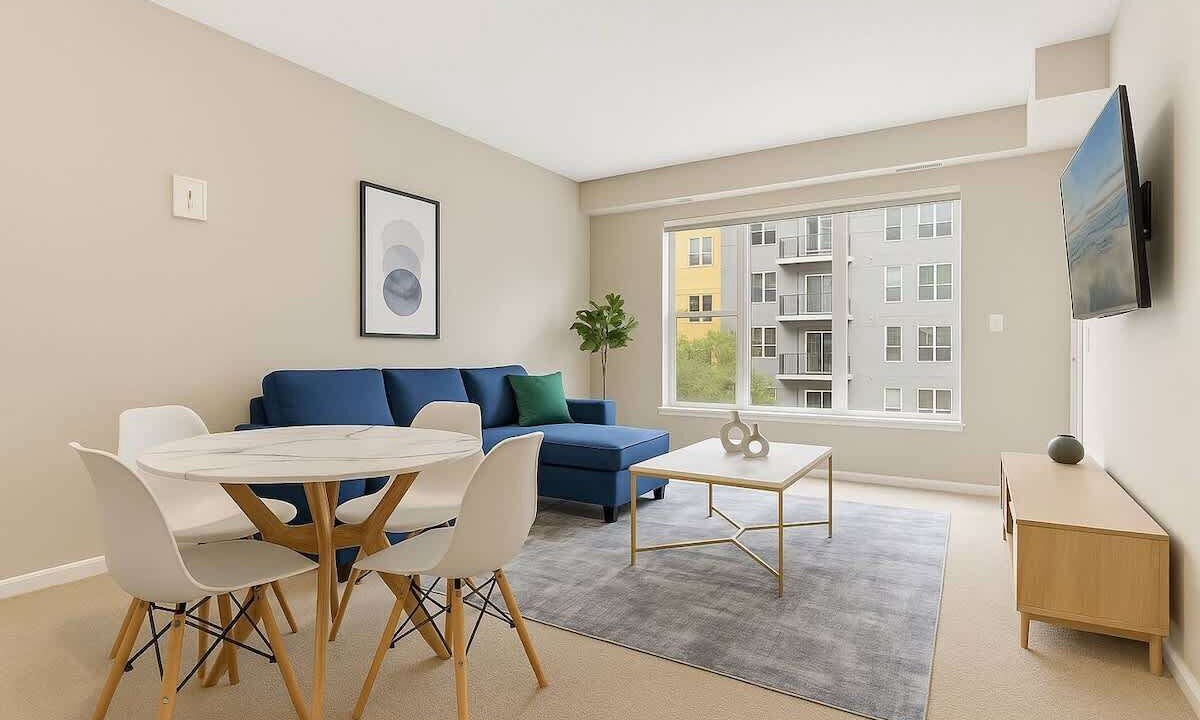 Photo of Livingroom in West Seventh