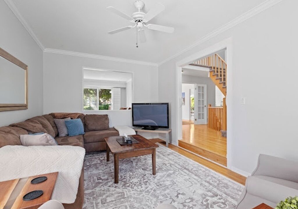 Photo of Livingroom in Kingston