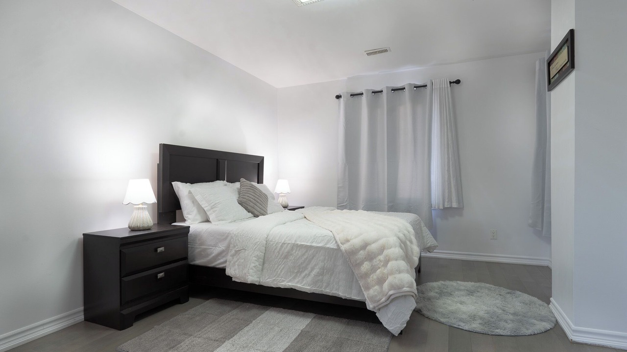 Photo of Bedroom in Ajax