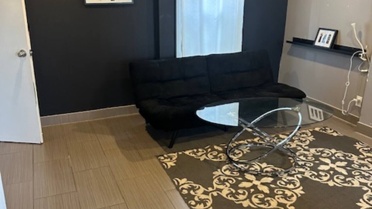 Photo of Livingroom in Downtown Niagara Falls