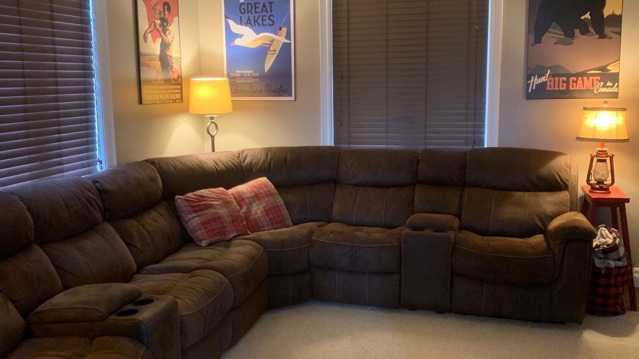 Photo of Livingroom in Caledon