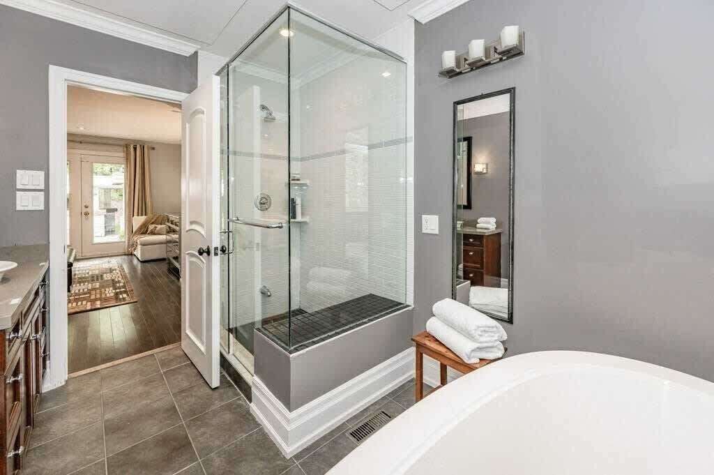 Photo of Bathroom in Mineola