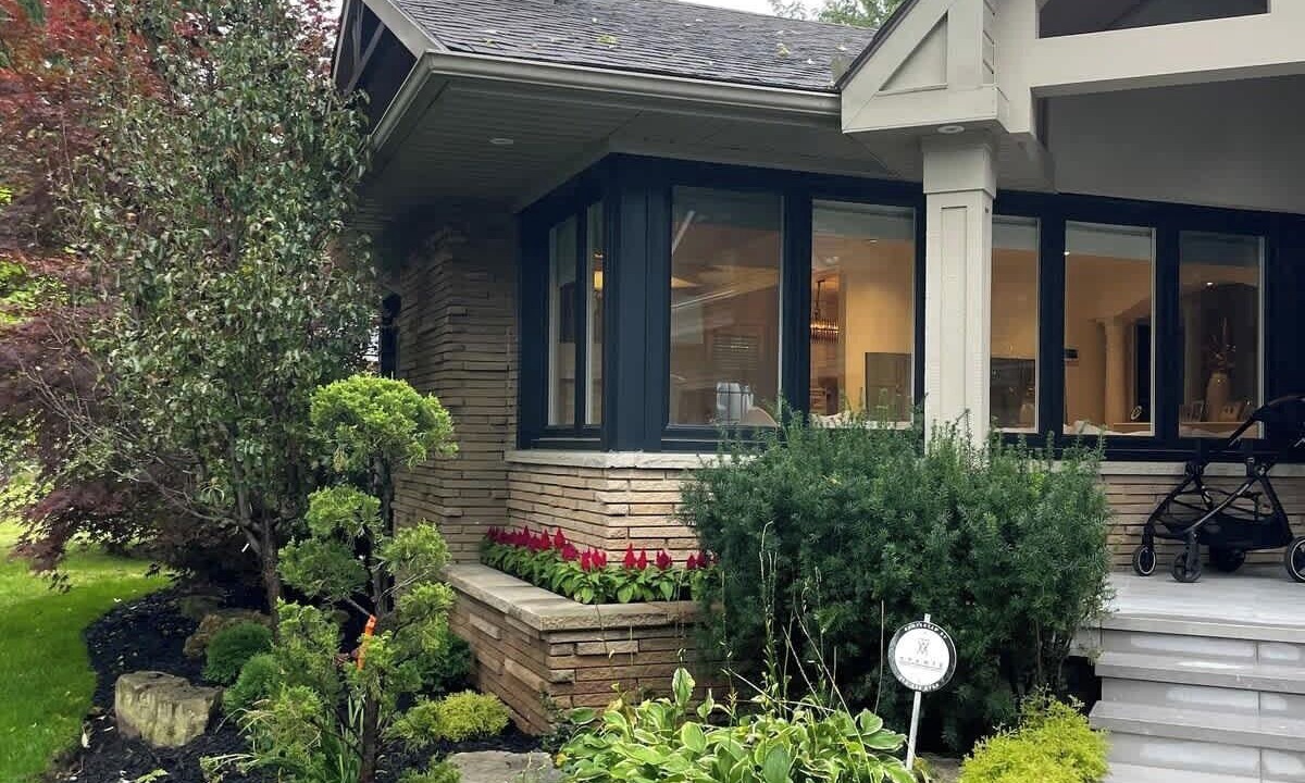 Photo of Outdoor in Mineola