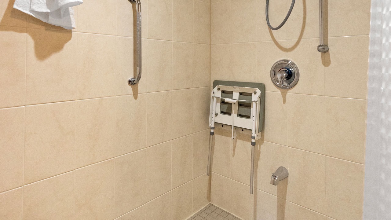 Photo of Bathroom in County of Brant