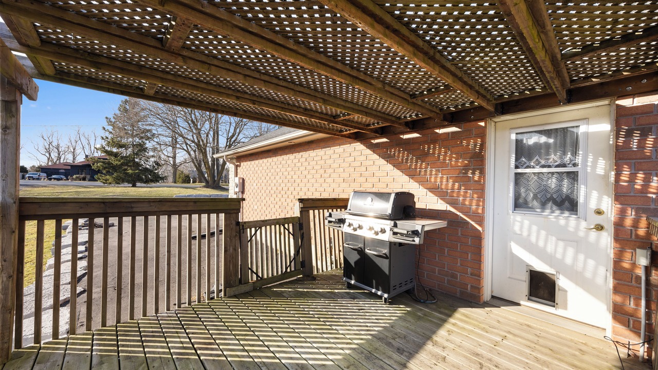 Photo of Patio Balcony in County of Brant