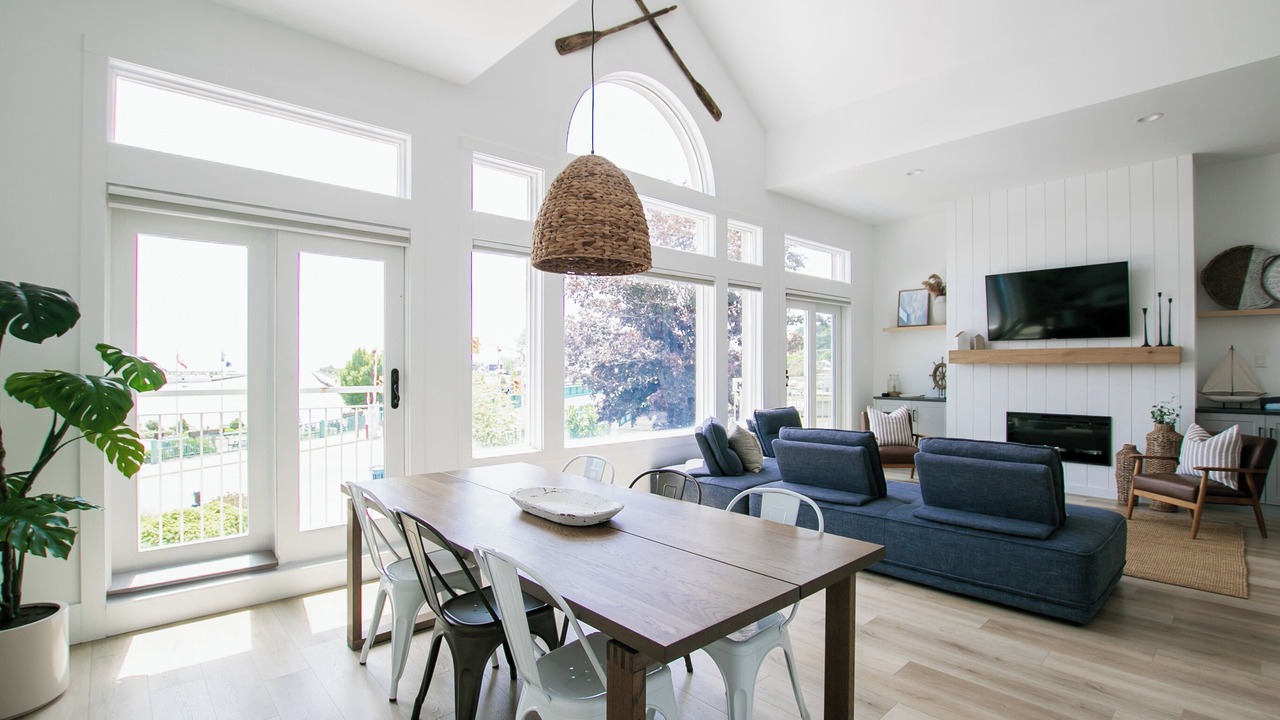 Photo of Livingroom in Port Stanley