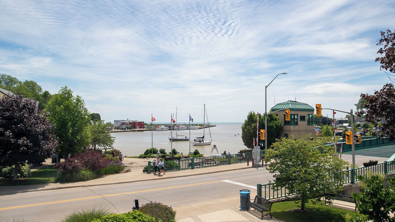 Photo of Others in Port Stanley