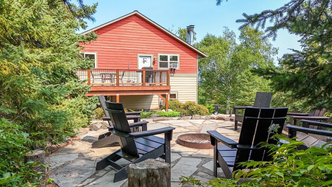 Photo of Patio Balcony in Two Harbors