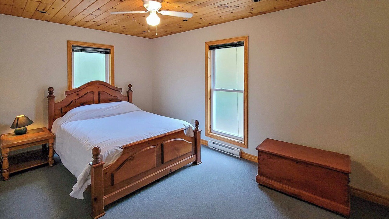 Photo of Bedroom in Trent Lakes